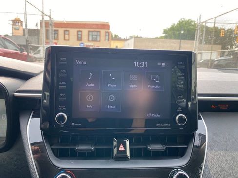 Used 2022 Toyota Corolla LE FWD image 31