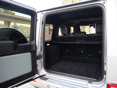 Used 2025 Mercedes-Benz G 550 image 18