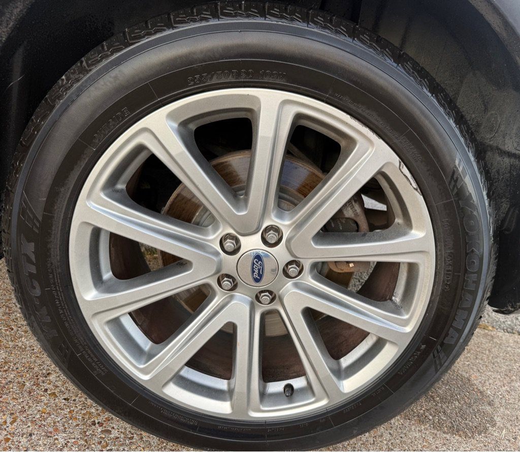 Used 2016 Ford Explorer Limited FWD image 25