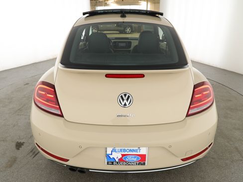 Used 2019 Volkswagen Beetle 2.0T Final Edition SEL image 5
