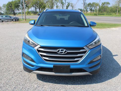 Used 2017 Hyundai Tucson Eco w/ Cargo Package image 2