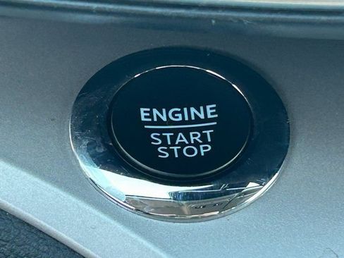 Used 2024 Ford Explorer XLT w/ Equipment Group 202A image 16