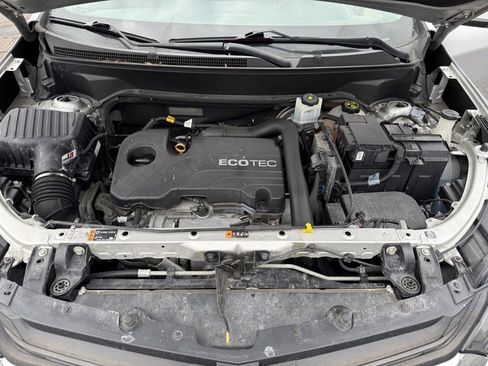 Used 2019 Chevrolet Equinox LT image 12