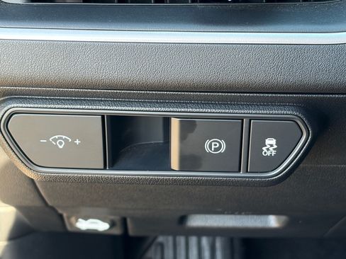 Certified 2025 Kia K4 FWD image 19