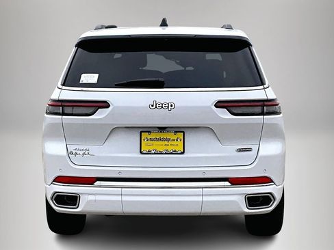 New 2025 Jeep Grand Cherokee L Overland w/ Advanced Protech Group III AWD/4WD image 3