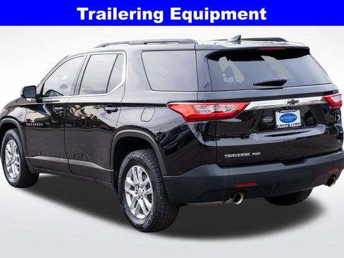 Used 2021 Chevrolet Traverse LT image 6