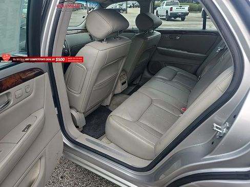 Used 2006 Cadillac DTS image 22