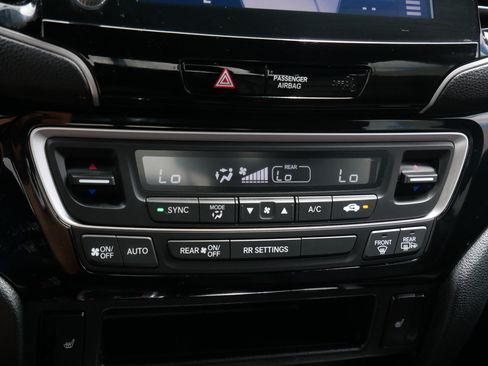 Used 2023 Honda Ridgeline Black Edition image 23