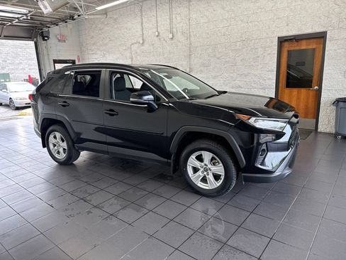 Certified 2021 Toyota RAV4 XLE w/ XLE Grade Weather Package AWD/4WD image 1