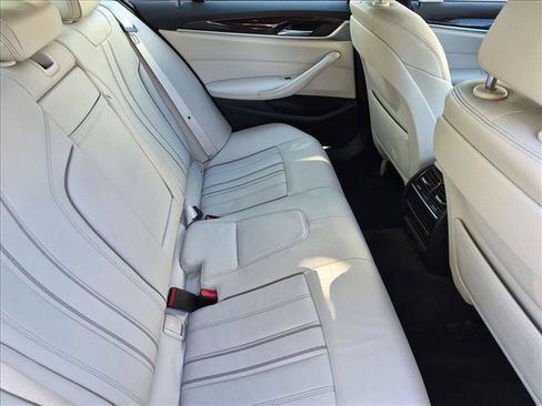 Used 2019 BMW 530i RWD image 21