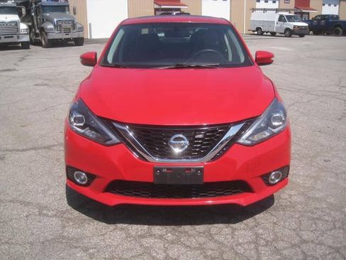 Used 2017 Nissan Sentra SR Turbo w/ SR Turbo Premium Package FWD image 2