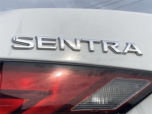 Used 2024 Nissan Sentra SV image 32