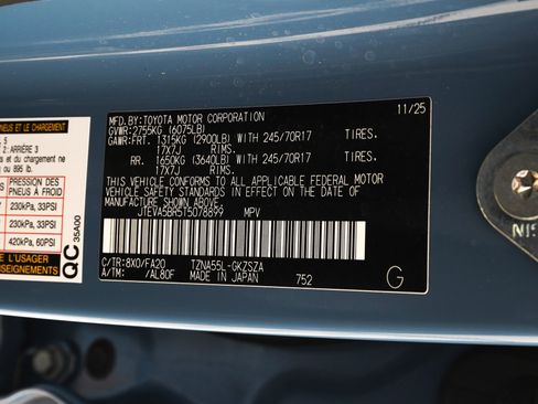 Used 2026 Toyota 4Runner SR5 AWD/4WD image 30