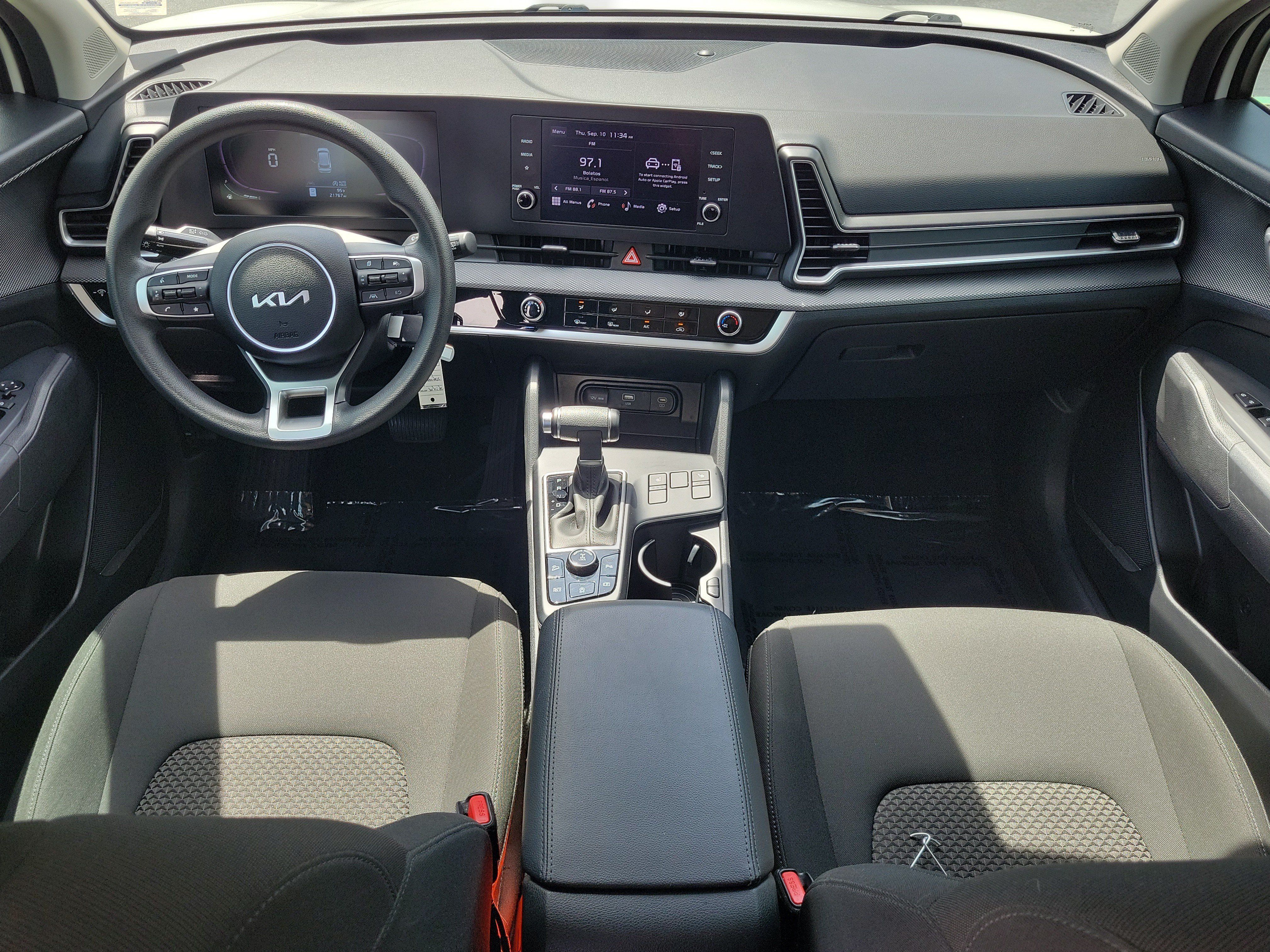 Used 2023 Kia Sportage LX AWD/4WD image 14