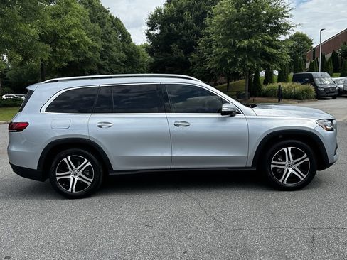 Certified 2023 Mercedes-Benz GLS 450 4MATIC image 9