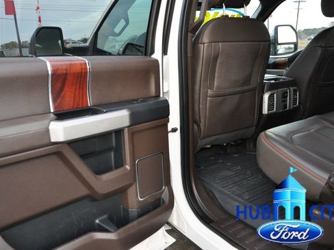 Used 2015 Ford F150 King Ranch w/ Equipment Group 601A Luxury image 13