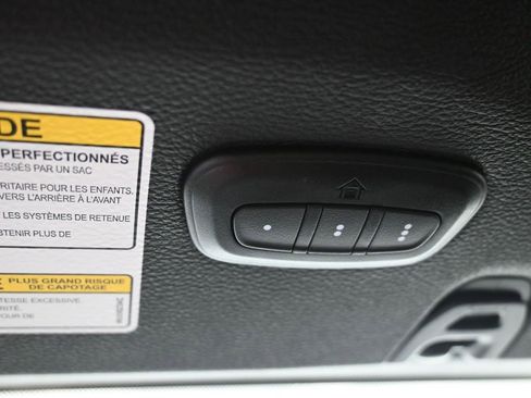 Used 2023 Jeep Wrangler Unlimited Sahara image 18