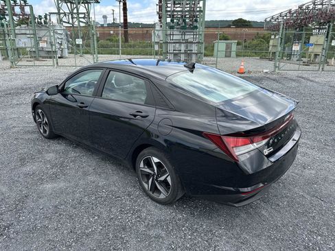 Certified 2023 Hyundai Elantra SEL w/ Convenience Package FWD image 6