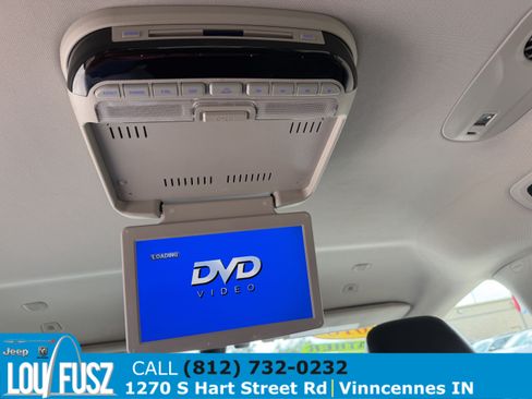 Used 2018 Chrysler Pacifica Touring-L FWD image 13