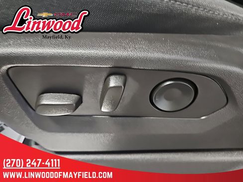 Used 2023 Chevrolet Silverado 1500 LT image 19