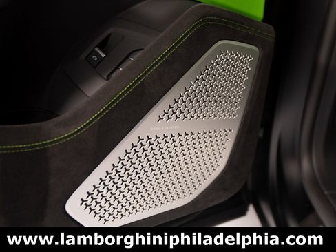 Used 2024 Lamborghini Urus S image 19