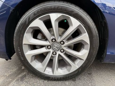 Used 2013 Honda Accord Sport image 28