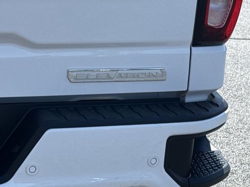 New 2026 GMC Sierra 1500 Elevation w/ Elevation Premium Package AWD/4WD image 10