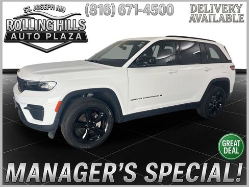 Used 2024 Jeep Grand Cherokee Altitude AWD/4WD image 1