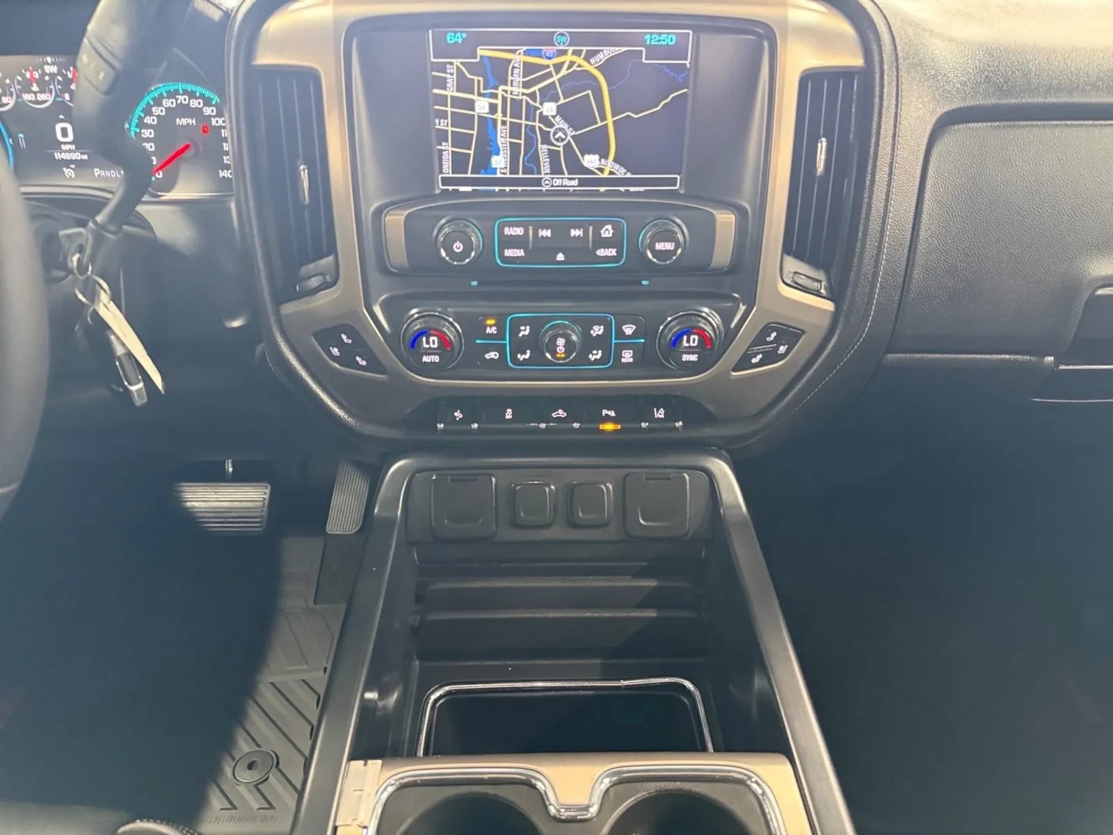 Used 2018 GMC Sierra 2500 Denali w/ Snow Plow Prep Package AWD/4WD image 18