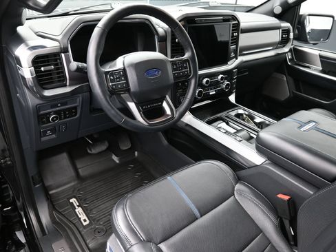 Used 2025 Ford F150 Platinum w/ FX4 Off-Road Package AWD/4WD image 22