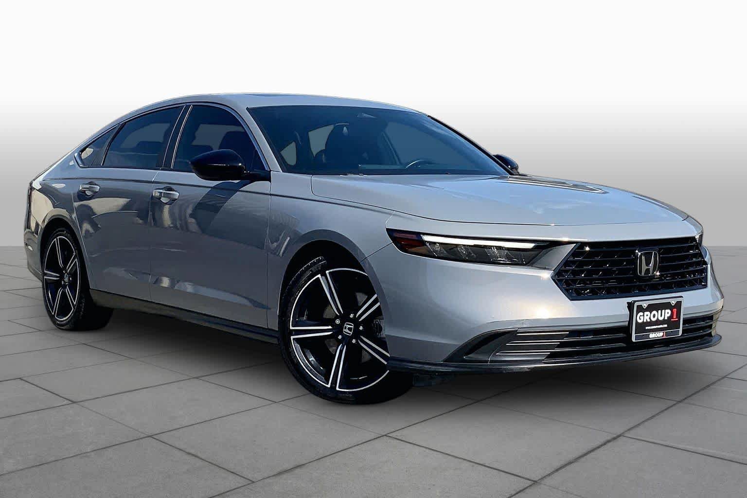 Used 2023 Honda Accord Sport image 3