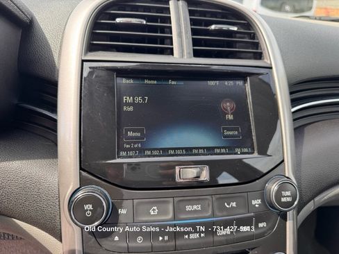 Used 2016 Chevrolet Malibu LT FWD image 21