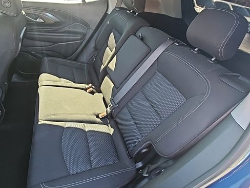 Used 2022 GMC Terrain SLE w/ Driver Convenience Package image 14