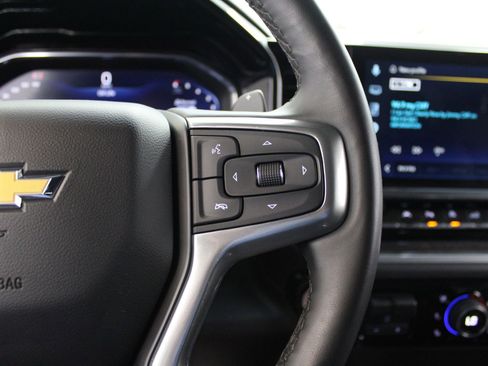 Used 2025 Chevrolet Silverado 1500 LTZ image 36