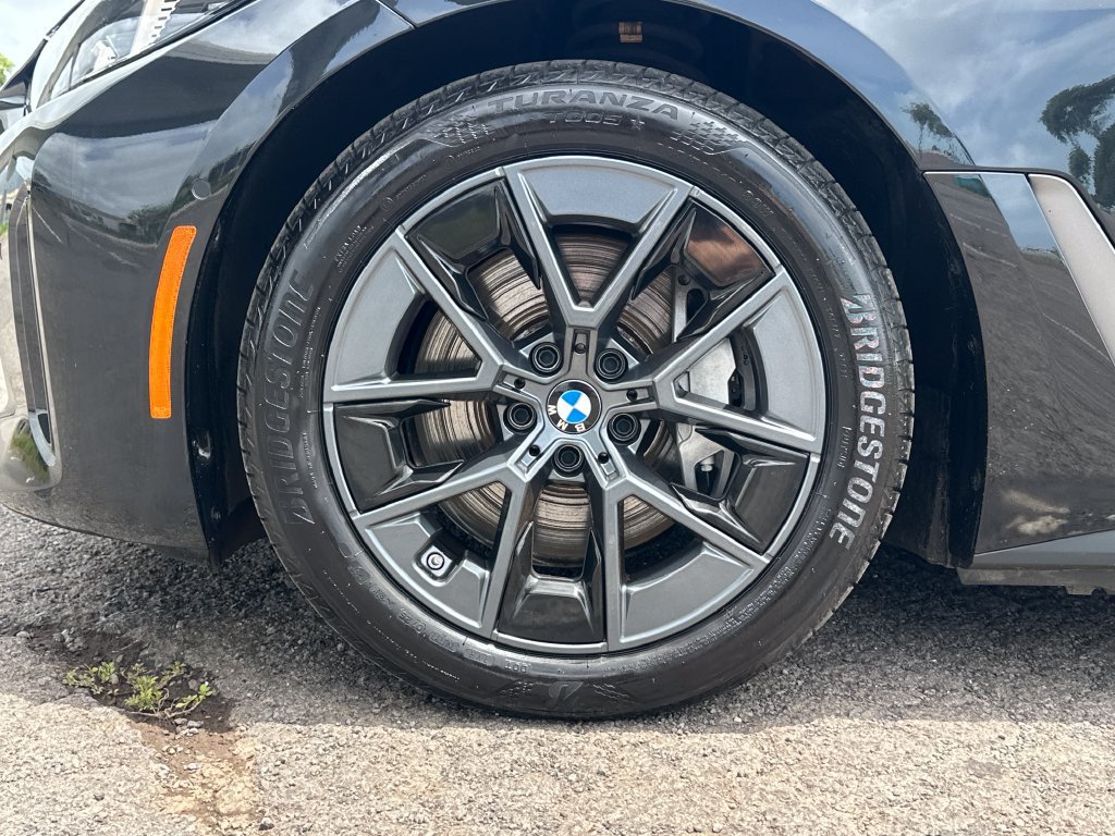 Used 2025 BMW i4 eDrive40 w/ Premium Package RWD image 12