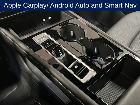 Certified 2025 Volkswagen Atlas Cross Sport SE w/ Panoramic Sunroof Package image 14