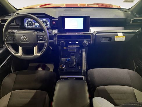 Used 2025 Toyota 4Runner TRD Off-Road AWD/4WD image 17