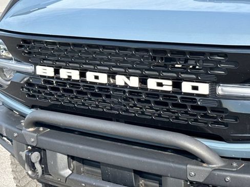 Used 2023 Ford Bronco Wildtrak AWD/4WD image 12