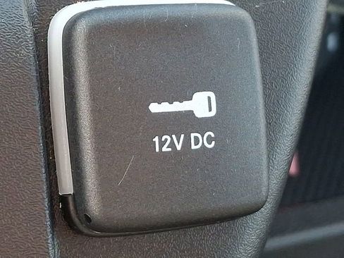 Used 2025 RAM ProMaster 3500 w/ Crew Van Package FWD image 24