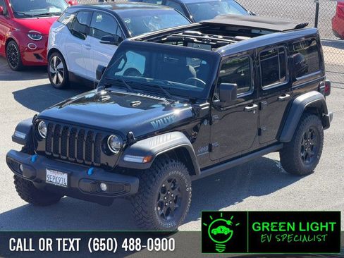 Used 2023 Jeep Wrangler Unlimited w/ Sun & Screen Package image 1