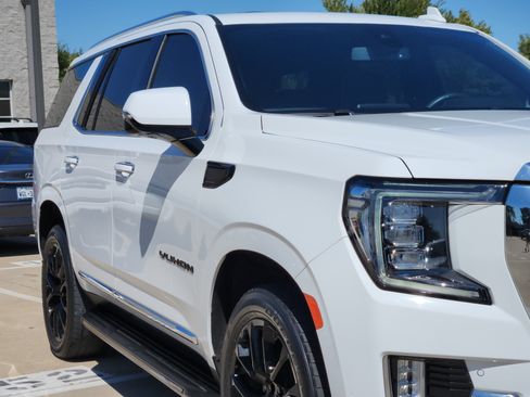 Used 2022 GMC Yukon SLT w/ SLT Premium Package RWD image 14