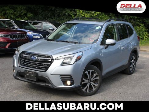 Used 2023 Subaru Forester Limited AWD/4WD image 1