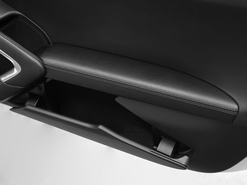 Certified 2017 Porsche 911 Carrera RWD image 26