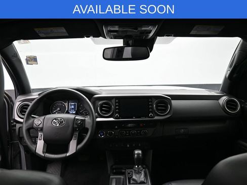 Used 2021 Toyota Tacoma TRD Off-Road w/ TRD Premium Off Road Package image 28