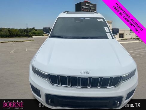 Used 2023 Jeep Grand Cherokee L Overland w/ Luxury Tech Group IV AWD/4WD image 6