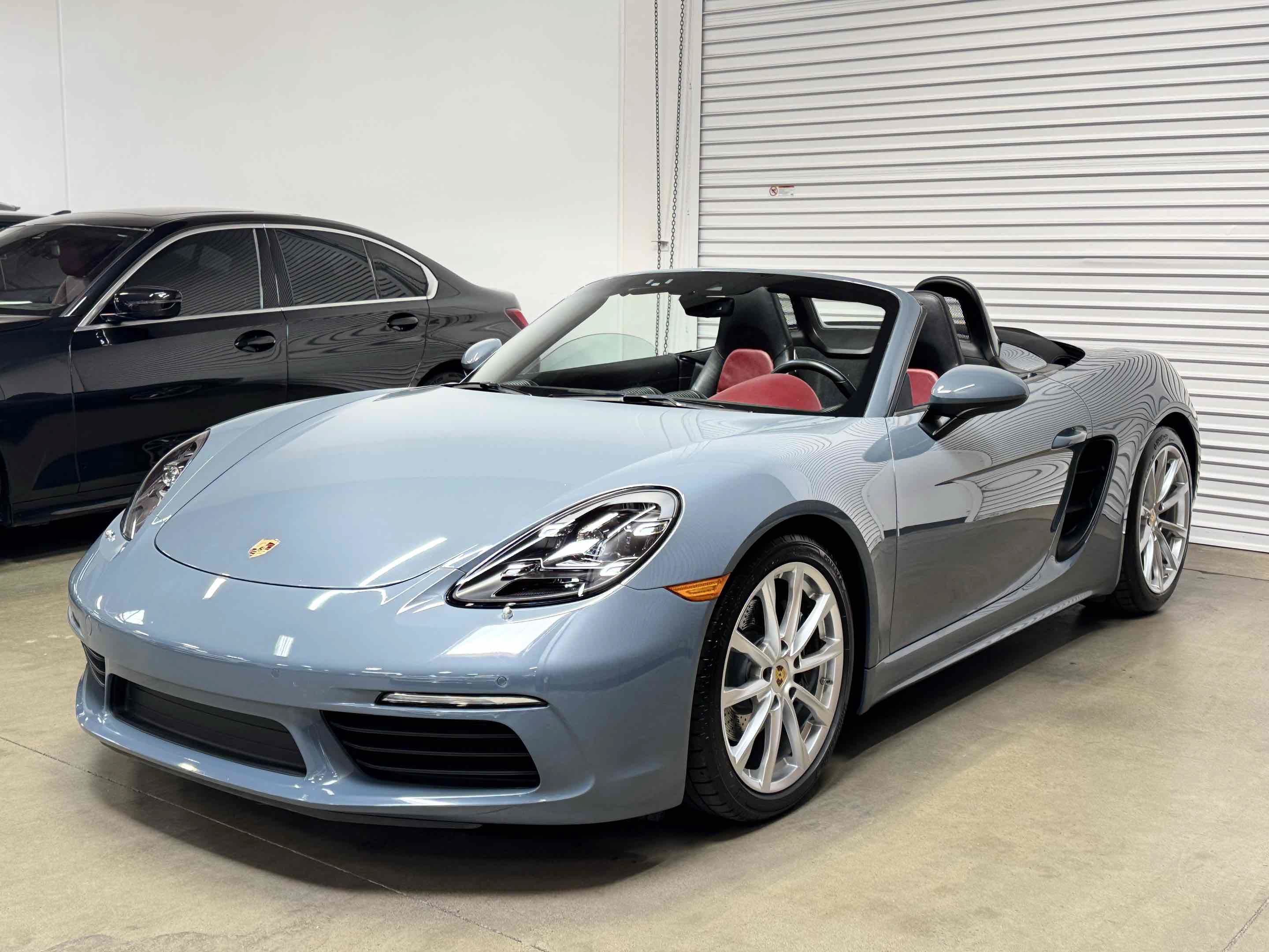 Used 2017 Porsche 718 Boxster RWD image 92