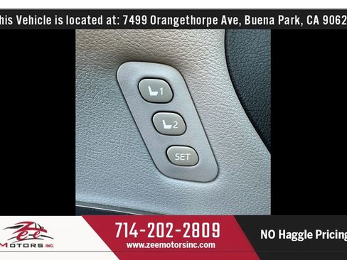 Used 2013 Toyota Avalon Limited w/ Technology Pkg FWD image 40