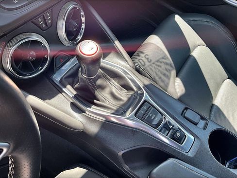 Used 2016 Chevrolet Camaro SS RWD image 18