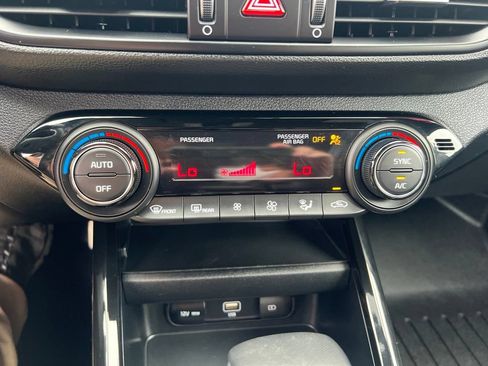 Certified 2023 Kia Forte GT-Line w/ GT-Line Technology Package FWD image 52