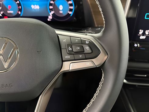 New 2026 Volkswagen Atlas SE image 14